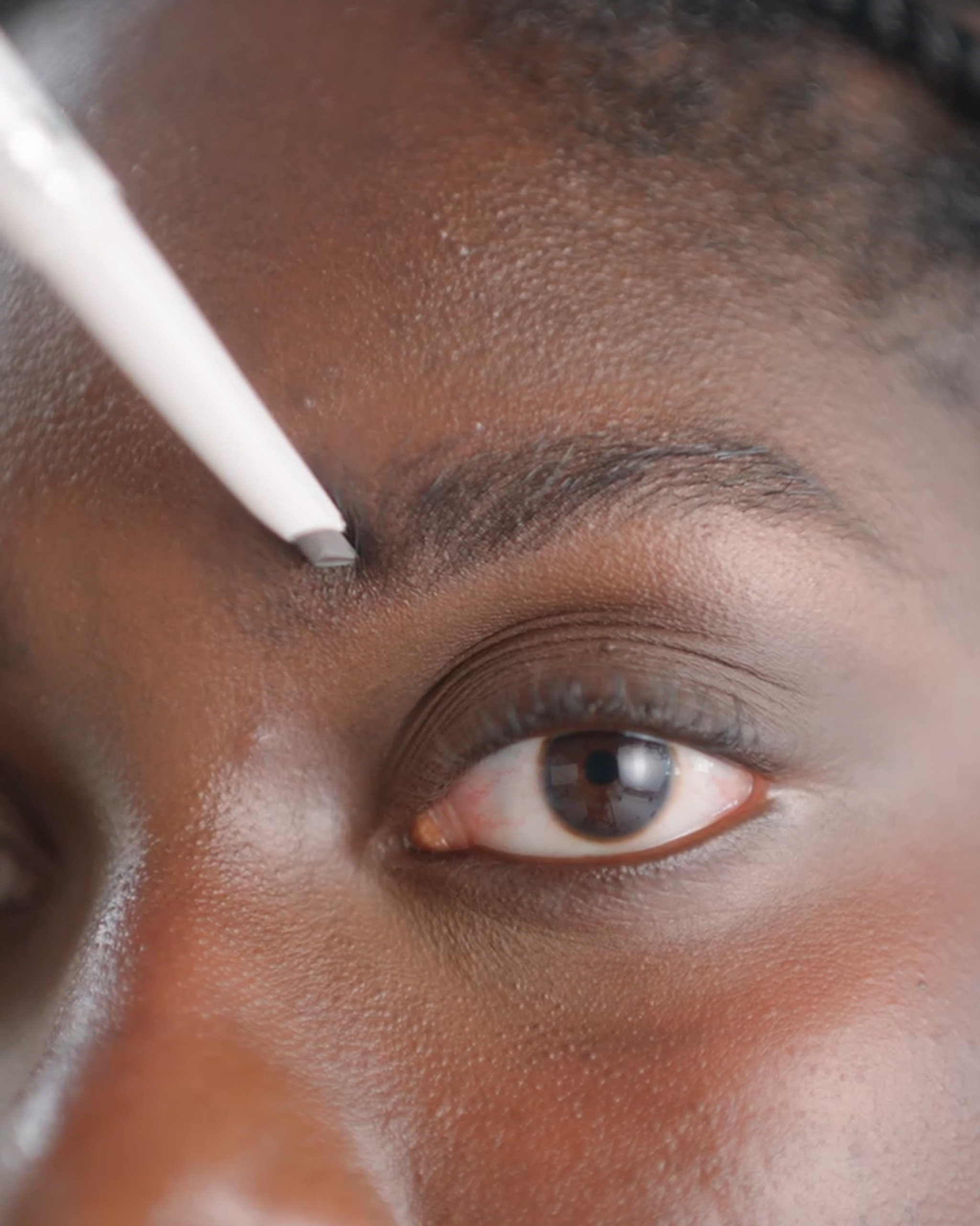 Perfect Eye Eyebrow Pen Triangular Medium Brown video thumbnail
