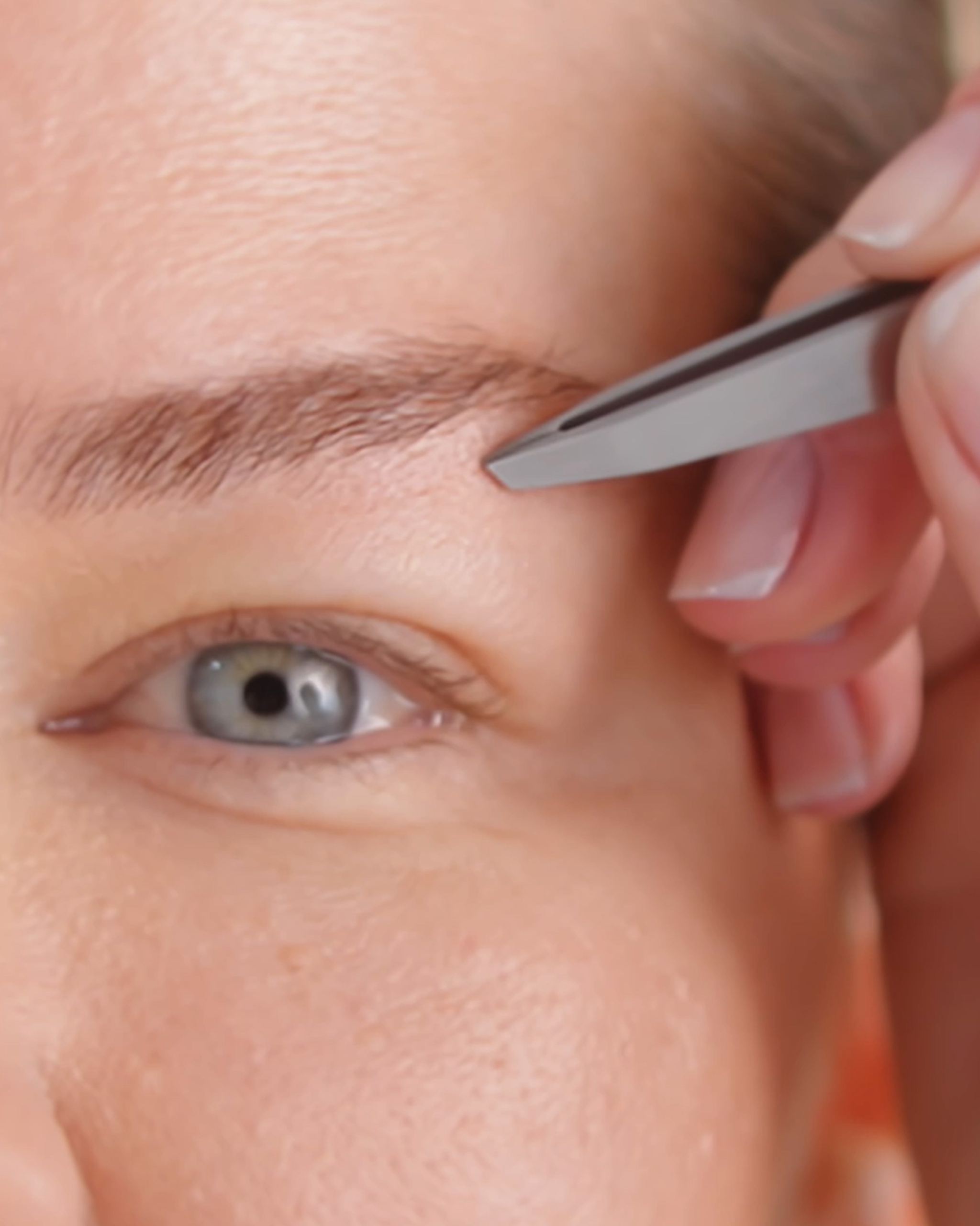 Tweezers Slant video thumbnail